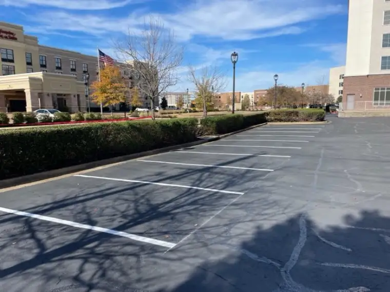 Parking lot restripe, paving in Hattiesburg, MS